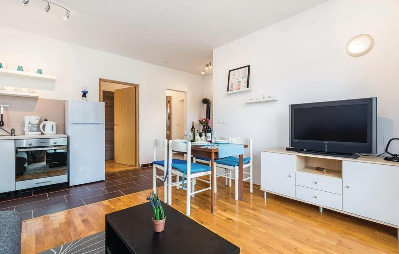 Apartments For Families With Children Jasenak, Karlovac - 17501 Номер фото